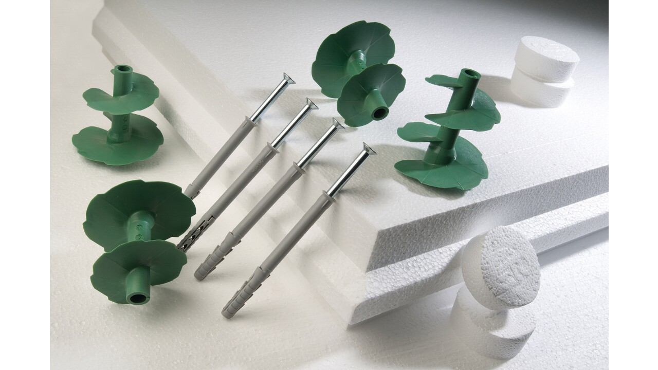 Mit dem Dämmplattenbefestiger StoFix Circonic können sowohl Mineralwolle- als auch EPS-Platten ohne Klebemörtel montiert und somit später sortenrein getrennt werden. Foto: Sto SE & Co. KGaA