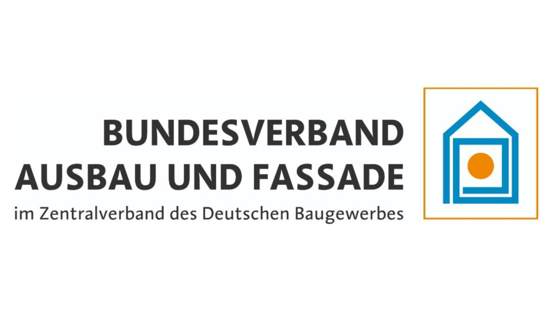 Logo of Bundesverband Ausbau und Fassade im Zentralverband des Deutschen Baugewerbes; text is beside a blue house-shaped outline with an orange circle and line inside a square frame.