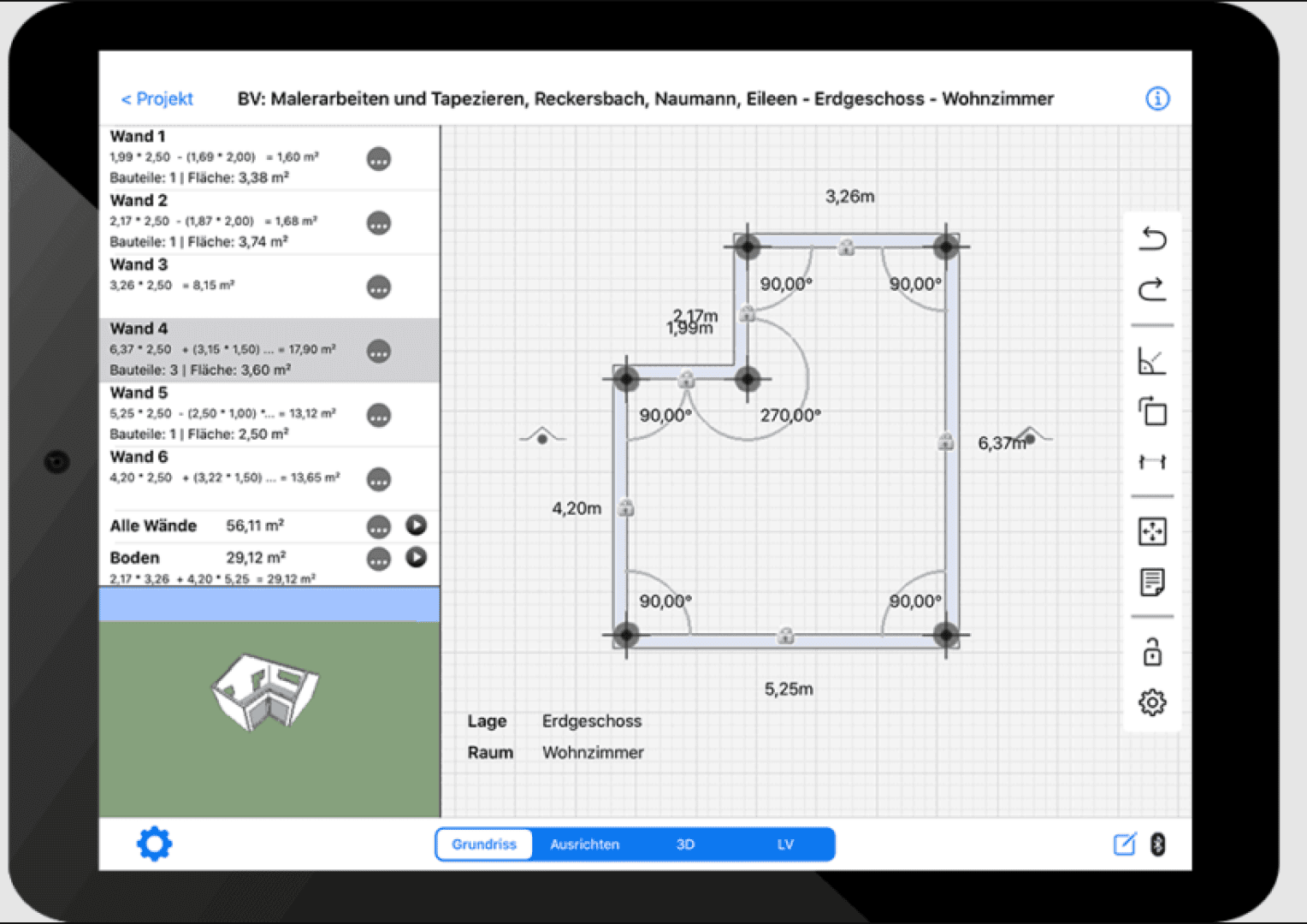 Auf einem Tablet-Bildschirm wird eine App zum Zeichnen von Grundrissen angezeigt, die Wandmaße, Winkel und Maße für ein Wohnzimmer anzeigt. Im linken Bereich sind eine 3D-Raumvorschau und eine Liste mit Wanddetails sichtbar.